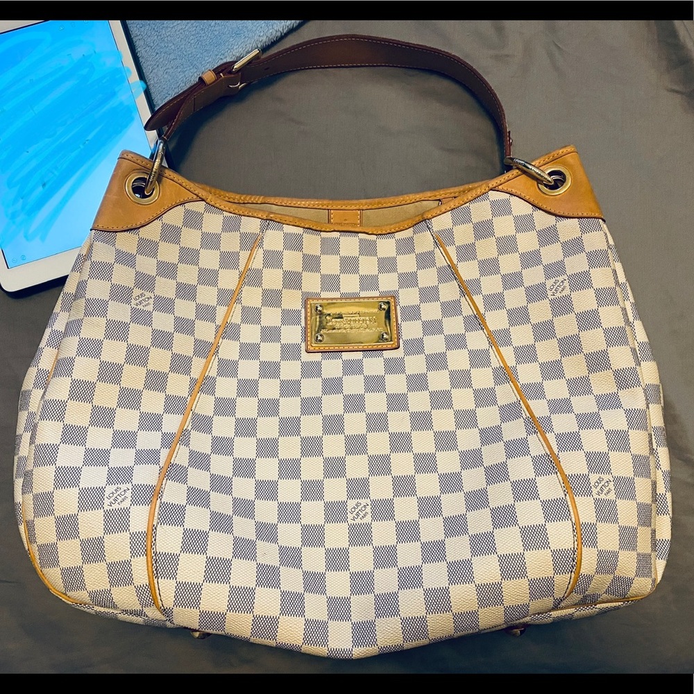 ❌SOLD❌Authentic Louis Vuitton Galliera GM DA